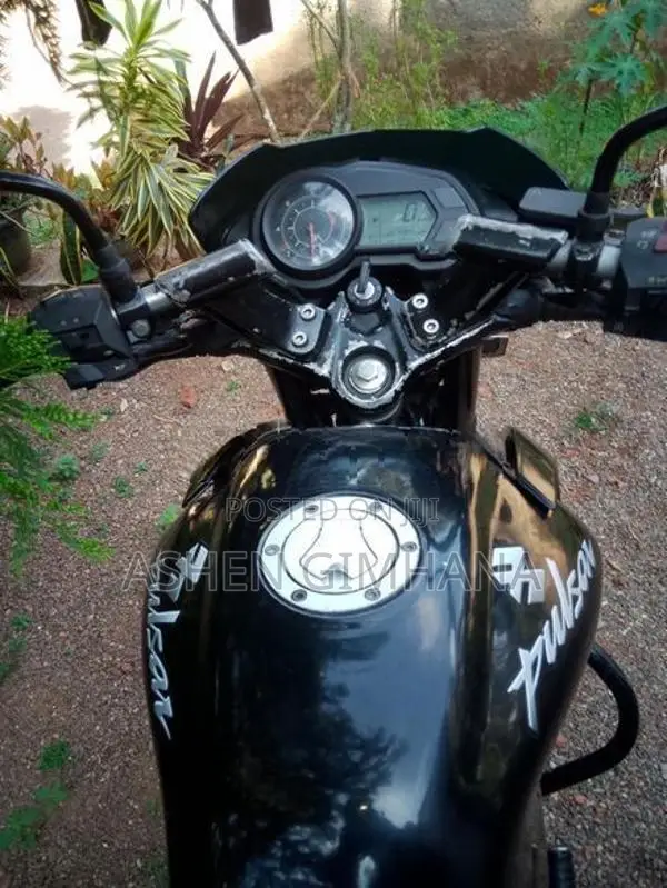 Bajaj Pulsar 135 2012