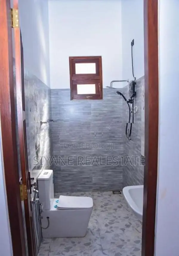 Brand New Single Storey House for Sale in Athurugiriya