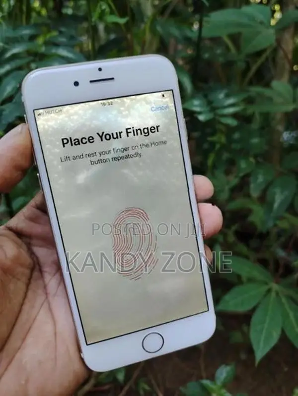 Apple iPhone 6 32GB (Used)