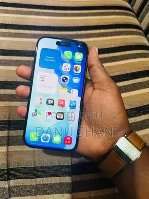Apple iPhone 15 (Used)