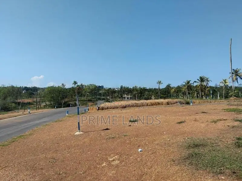 කලුතර හොඳම බිම් කොටස්