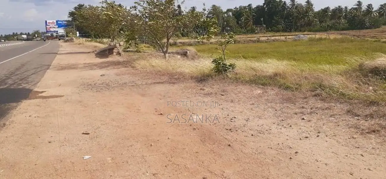 Kaduruwela Town 64 Perches Bare Land For Lease