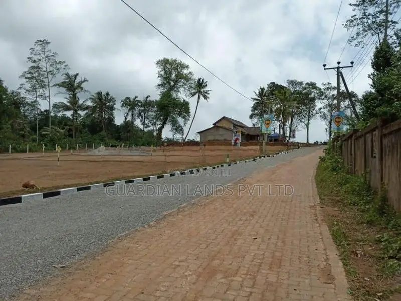 Eco Friendly Land in Kaluthara Galpatha