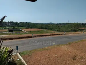 කලුතර හොඳම බිම් කොටස්