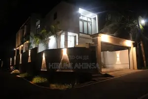 House For Sale In Athurugiriya