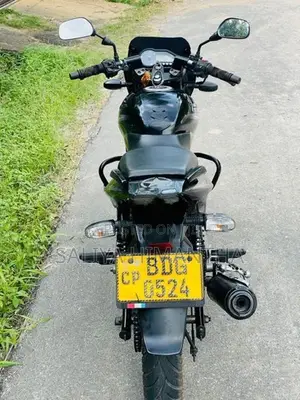 Bajaj Pulsar 180 2016