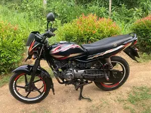 Bajaj Platina 100 ES 2015