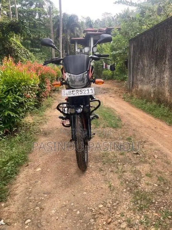 Bajaj Platina 100 ES 2015