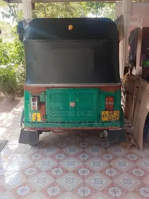 Bajaj RE 2002
