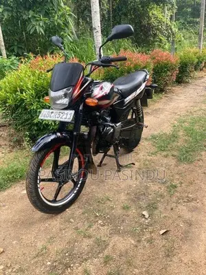 Bajaj Platina 100 ES 2015
