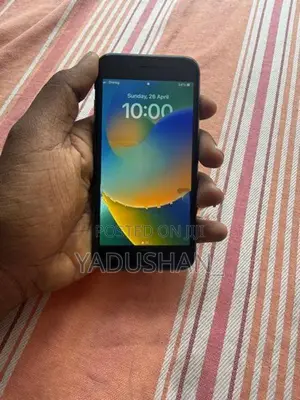Apple iPhone 8 256GB (Used)