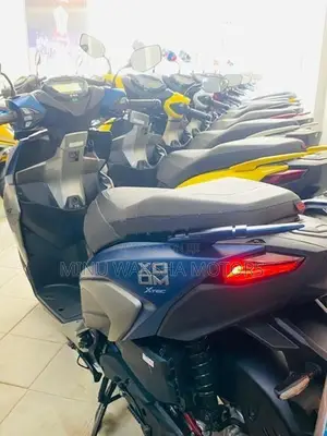 Hero XOOM 125R 2026