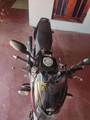 Bajaj Pulsar 150 2017
