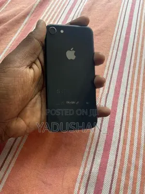 Apple iPhone 8 256GB (Used)