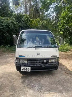 Nissan Caravan 1992