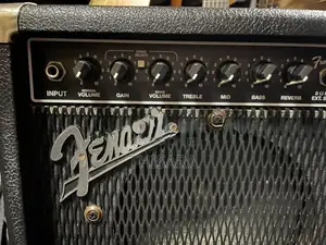 Fender Frontman Reverb Guitar Amplifier