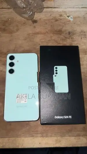 Samsung Galaxy S24 FE (Used)