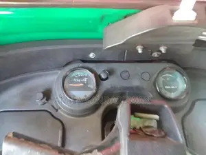 Bajaj RE 2015