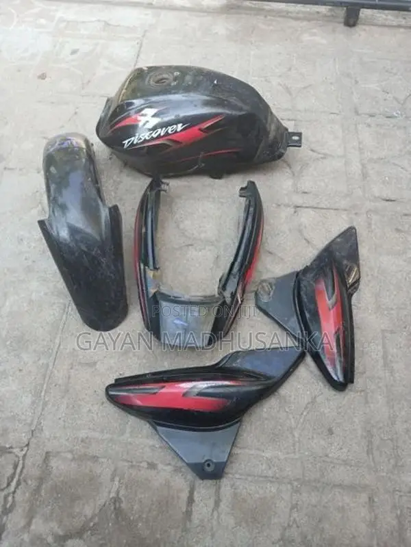 Bajaj Discover Part Set