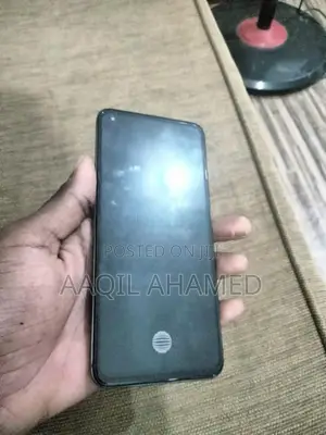 Realme 8 (Used)