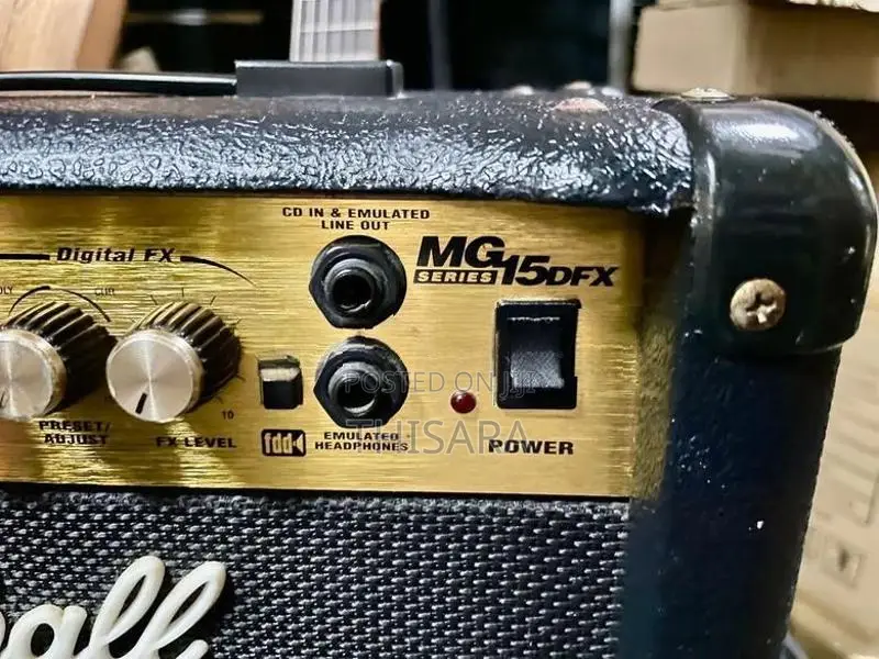 Marshall MG 15DFX Amplifier