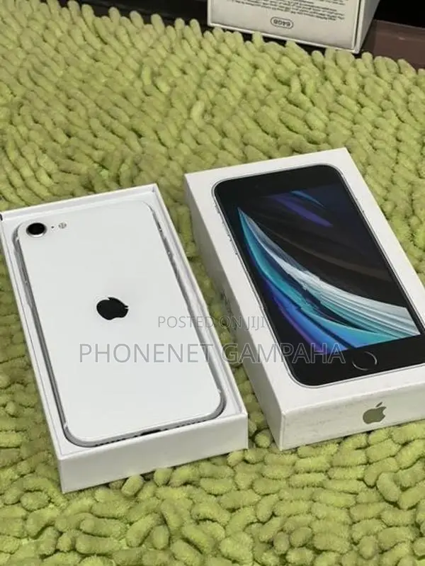 Apple iPhone SE 2 128GB (Used)
