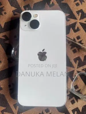 Apple iPhone 13 (Used)
