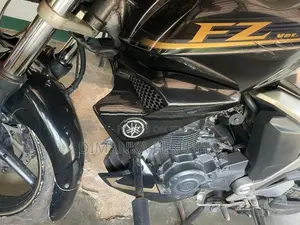Yamaha FZs V2 2015