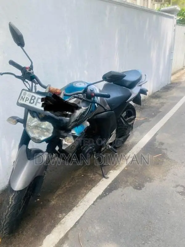 Yamaha FZ S 2017