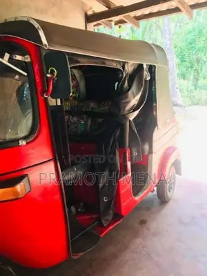 Bajaj RE 2004