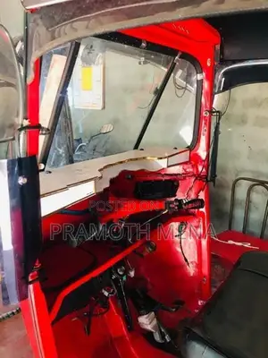 Bajaj RE 2004