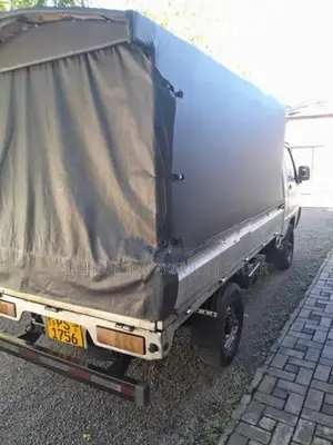 Foton Lory 2011