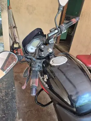 Bajaj Pulsar 180 2012