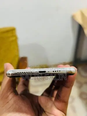Apple iPhone XS Max (Used)