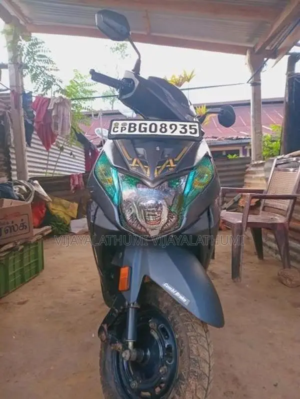 Honda Dio 2018