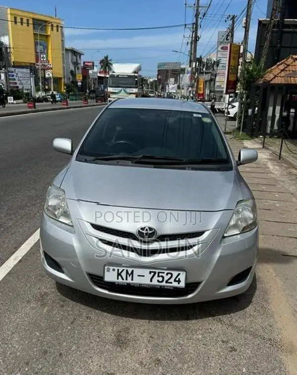 Toyota Belta 2007