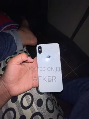 Apple iPhone X (Used)
