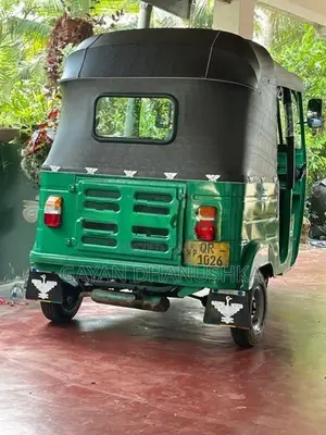 Bajaj RE 2008