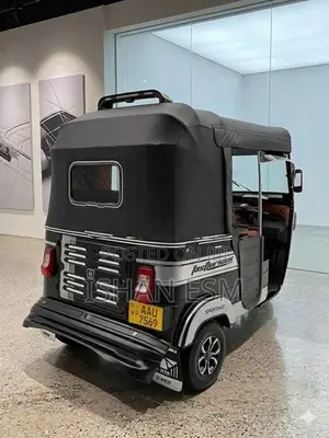 Bajaj RE 2014