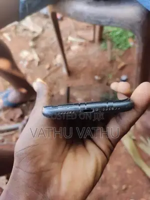 Apple iPhone 11 (Used)
