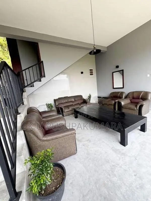 Hotel for Rent Ranjirawa Ginigathena