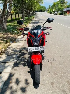 Honda CB Hornet 2017