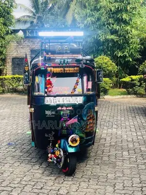 Bajaj RE 2003