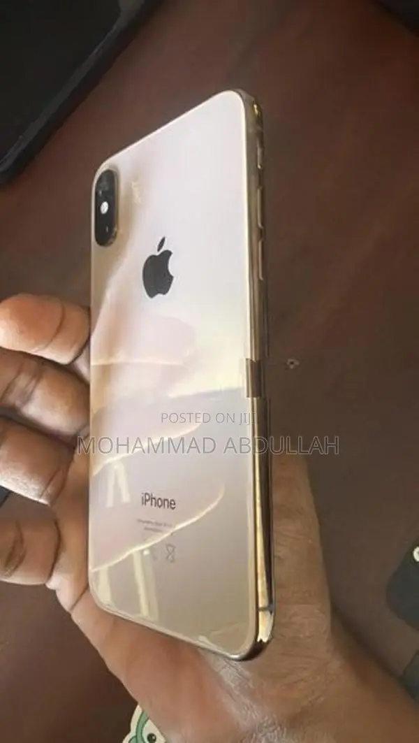 Apple iPhone XS (Used)