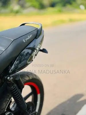 Bajaj Pulsar 180 2007