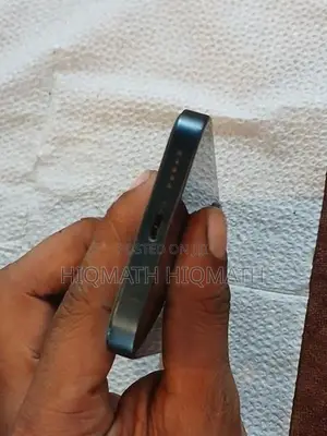 Apple iPhone 14 (Used)
