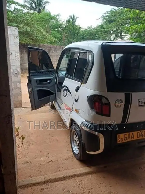Bajaj Qute 2019