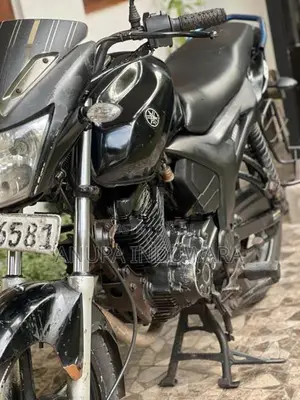 Yamaha SZR 2011