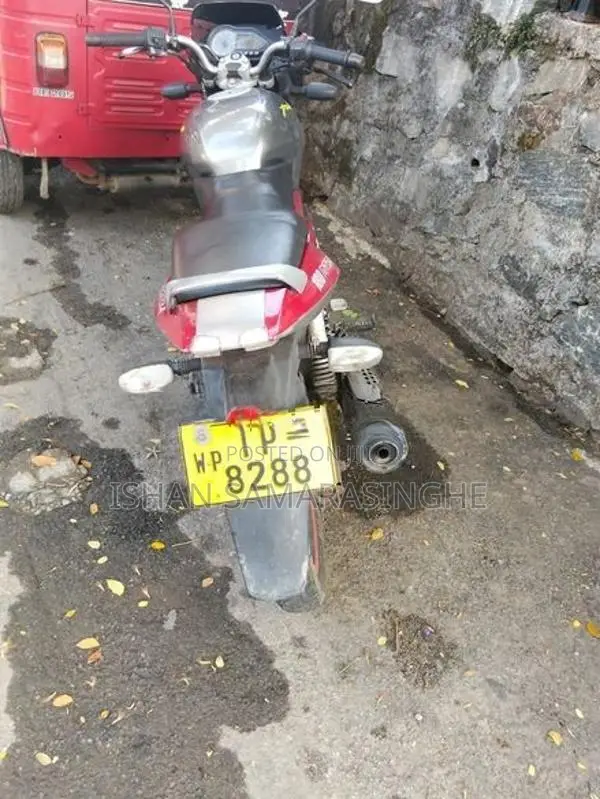 Bajaj Pulsar 180 2008