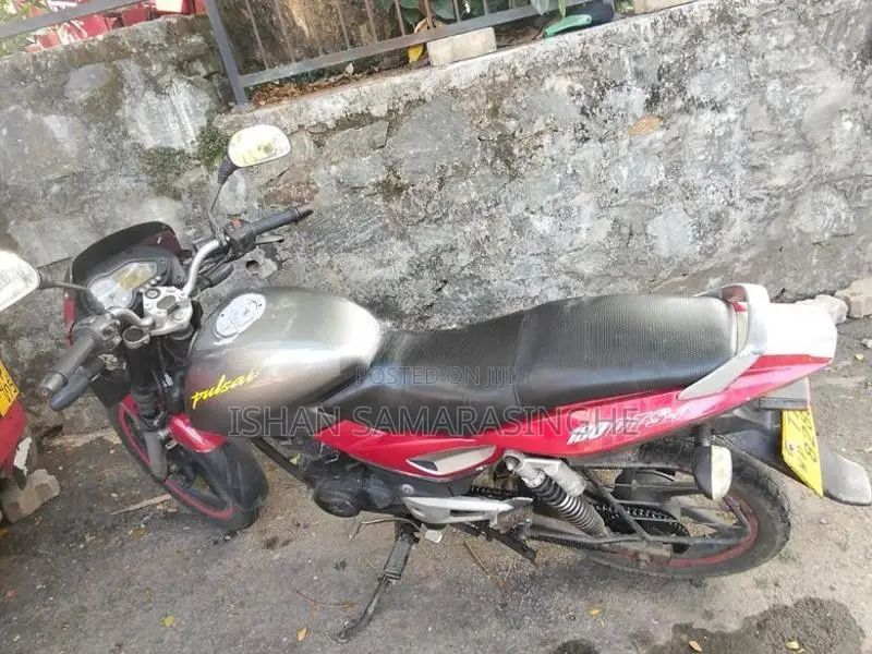 Bajaj Pulsar 180 2008